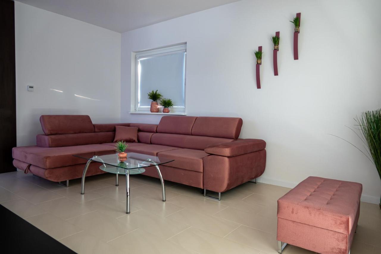 Apartament Przy Parku Z Duzym Tarasem ,Prywatny Parking Apartman Swinoujscie Kültér fotó