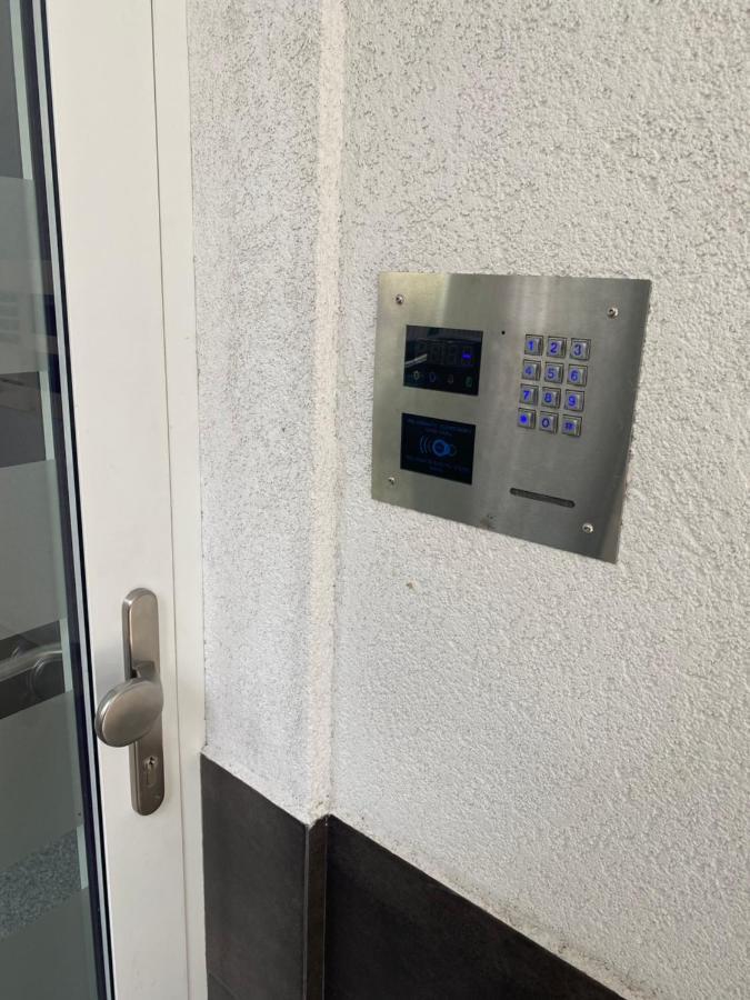 Apartament Przy Parku Z Duzym Tarasem ,Prywatny Parking Apartman Swinoujscie Kültér fotó